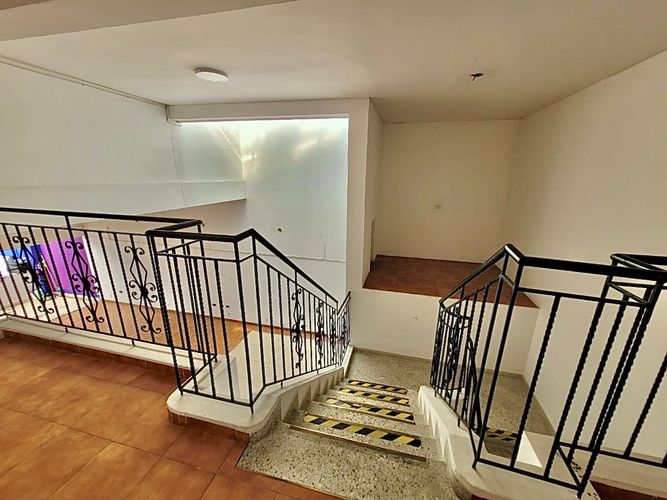 Edificio en venta en Alfonso Lopez, Palmira, 407 m² · foto 19 de 24