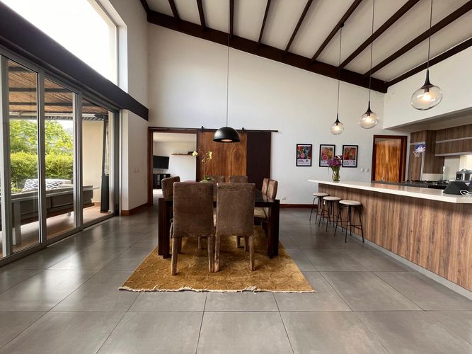 Casa de 4 alcobas en venta en Conjunto Residencial Isla Fuerta, Envigado, 450 m² · foto 5 de 19