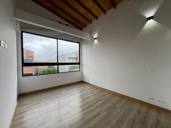 Casa de 3 alcobas en venta en Lomitas, La Ceja, 140 m² · foto 11 de 14