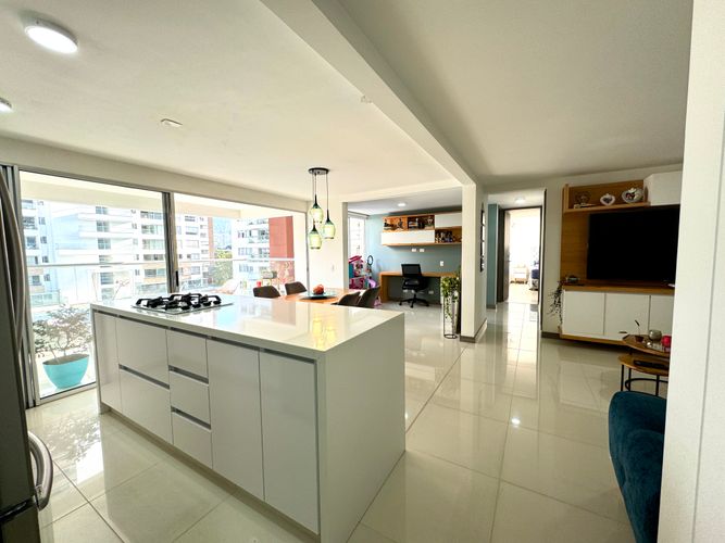 Apartamento de 3 alcobas en venta en Suramérica, Itagüí, 88 m² · foto 9 de 19