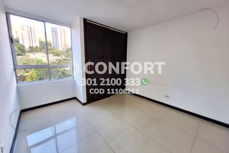 Apartamento de 4 alcobas en arriendo en Los Balsos, Medellín, 130 m² · foto 12 de 24