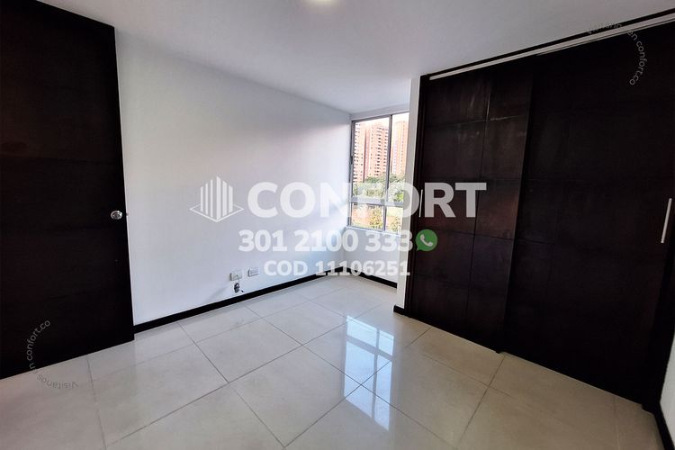 Apartamento de 4 alcobas en arriendo en Los Balsos, Medellín, 130 m² · foto 13 de 24