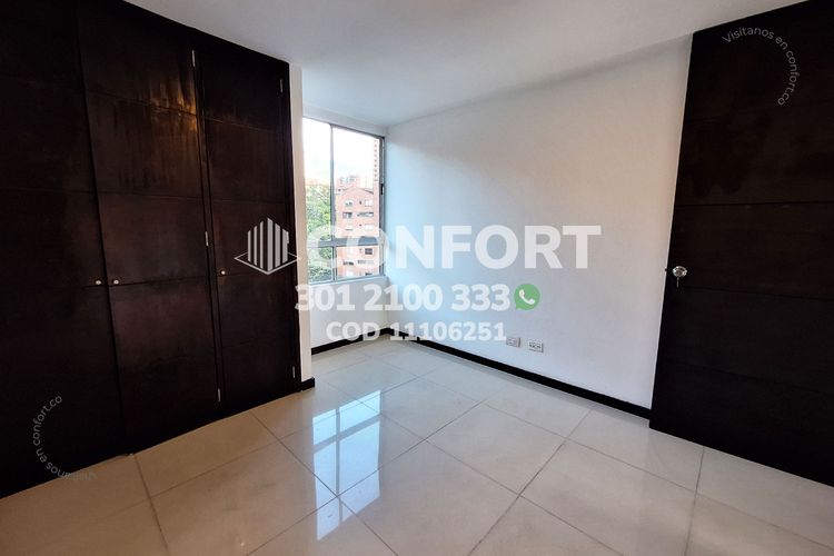 Apartamento de 4 alcobas en arriendo en Los Balsos, Medellín, 130 m² · foto 16 de 24