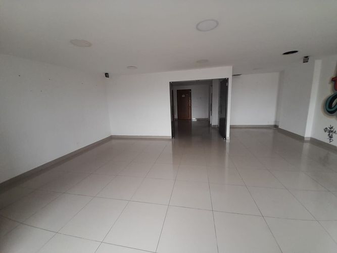 Oficina en venta en El Poblado, Medellín, 79 m² · foto 13 de 20