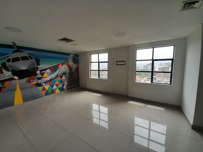 Oficina en venta en El Poblado, Medellín, 79 m² · foto 18 de 20