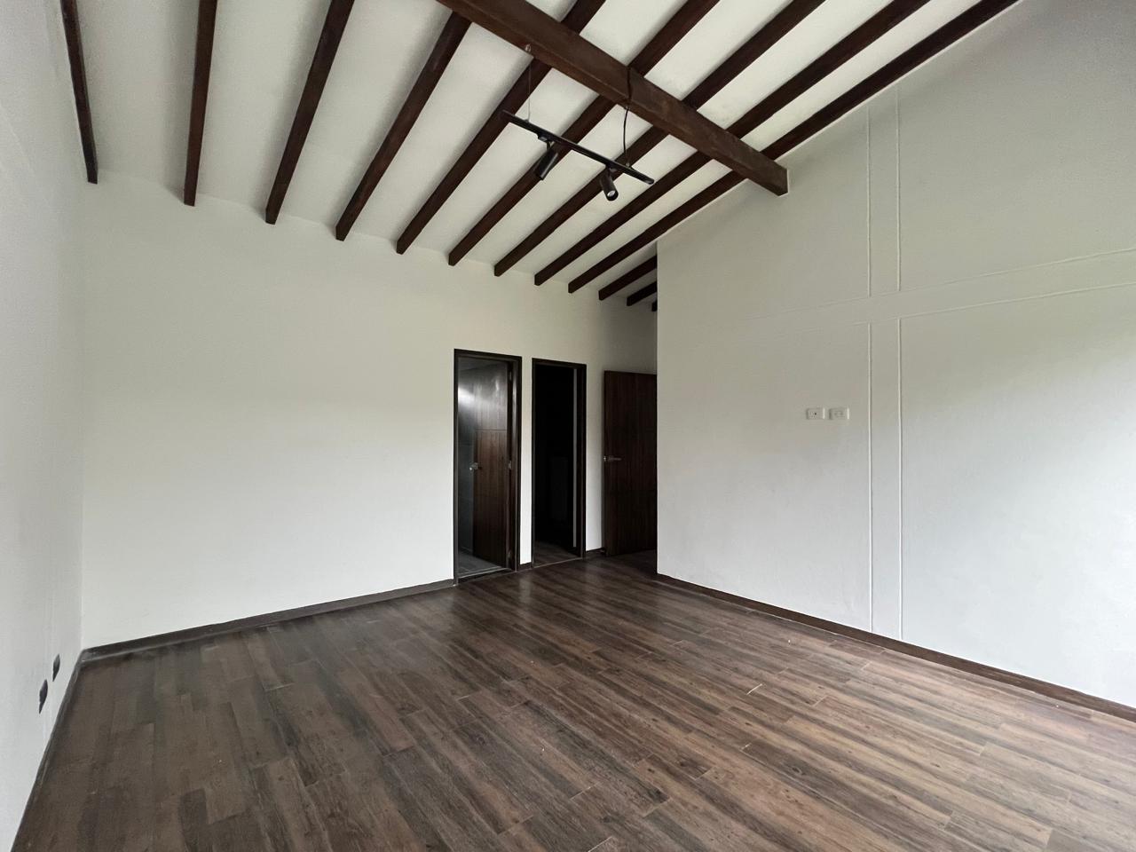 Casa en venta en Bosques De Zuñiga, Envigado · foto 8 de 20