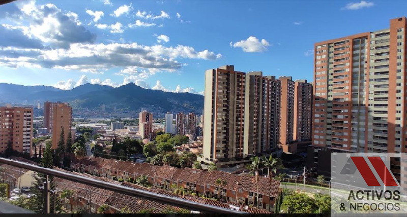 Apartamento en arriendo en Mayorca, Sabaneta en Restrepo Naranjo