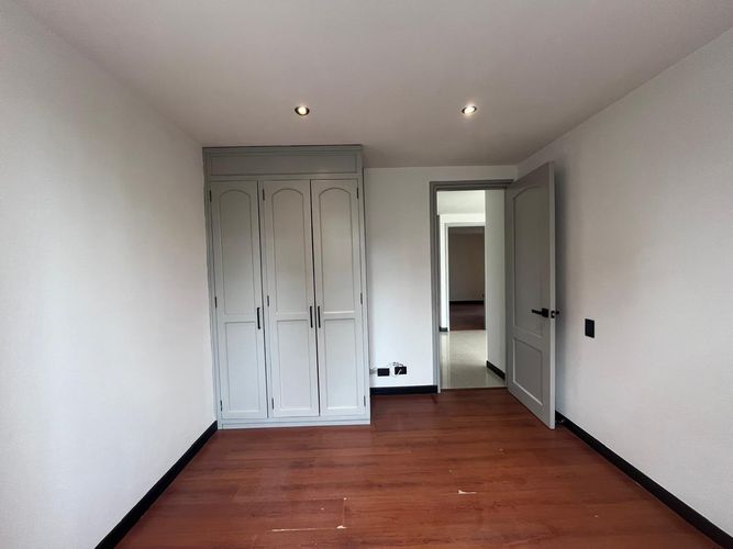 Apartamento de 3 alcobas en arriendo en El Poblado, Medellín, 121 m² · foto 10 de 16