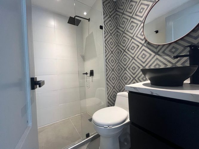 Apartamento de 3 alcobas en arriendo en El Poblado, Medellín, 121 m² · foto 14 de 16