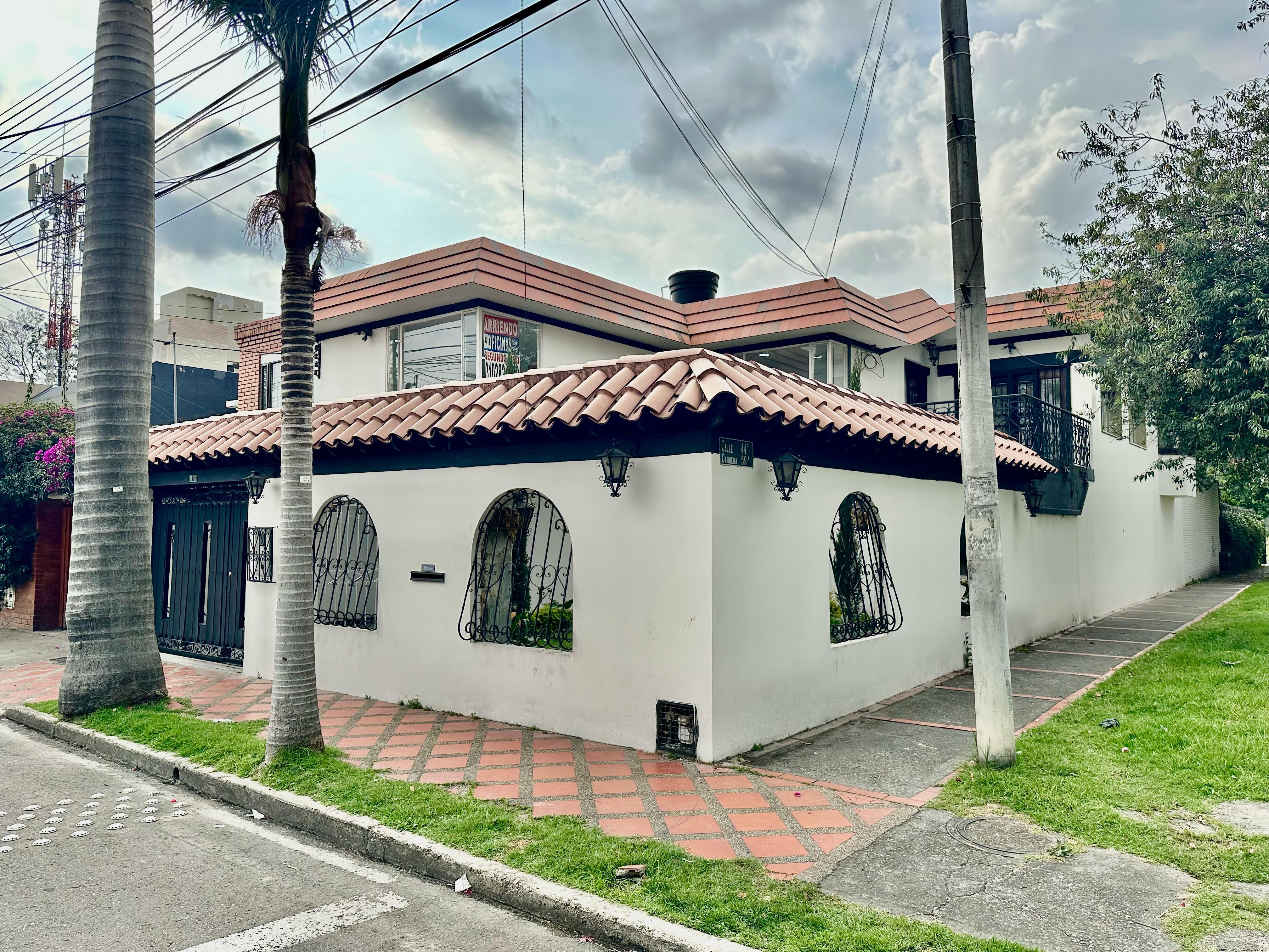 Casa en Arriendo en La esmeralda, Bogotá
