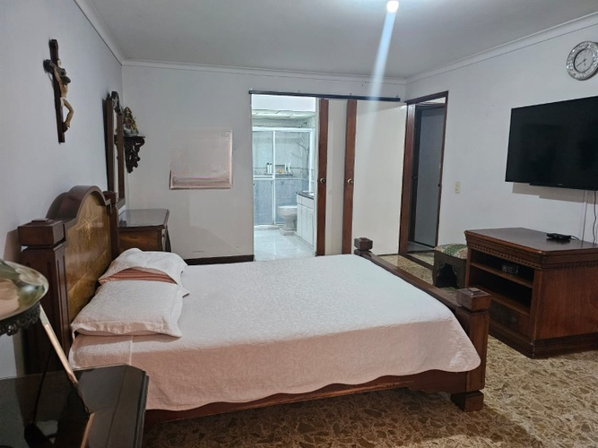 Apartamento de 3 alcobas en venta en Laureles, Medellín, 186 m² · foto 15 de 24