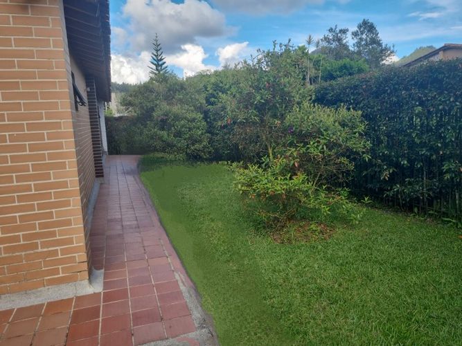 Casa de 3 alcobas en venta en El Retiro, 306 m² · foto 4 de 19