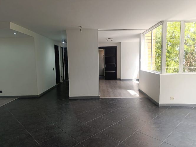 Apartamento de 3 alcobas en arriendo en San Lucas, Medellín, 95 m² · foto 4 de 20