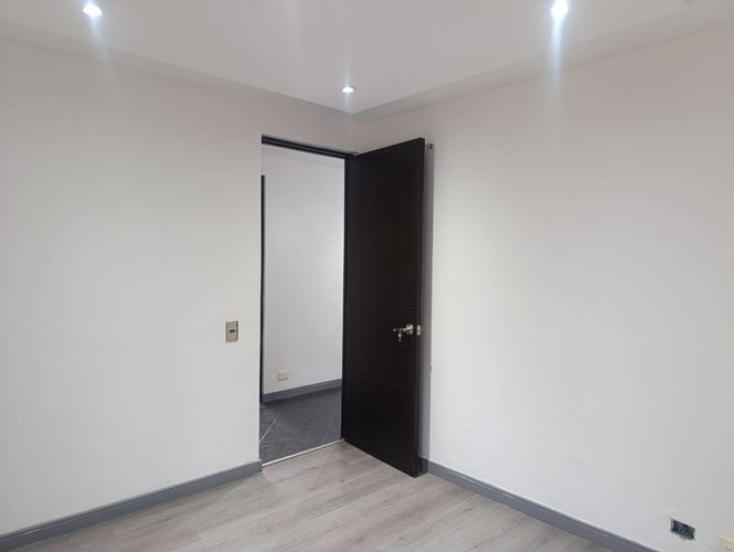 Apartamento de 3 alcobas en arriendo en San Lucas, Medellín, 95 m² · foto 17 de 20