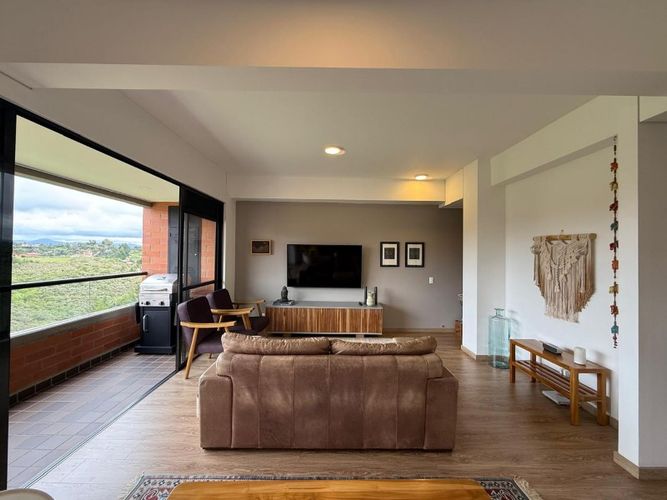 Apartamento de 3 alcobas en venta en El Porvenir, Rionegro, 92 m² · foto 3 de 8