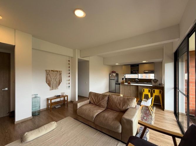 Apartamento de 3 alcobas en venta en El Porvenir, Rionegro, 92 m² · foto 4 de 8