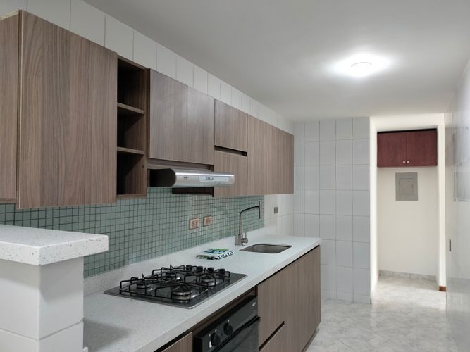 Apartamento de 3 alcobas en arriendo en Castropol, Medellín, 90 m² · foto 7 de 19