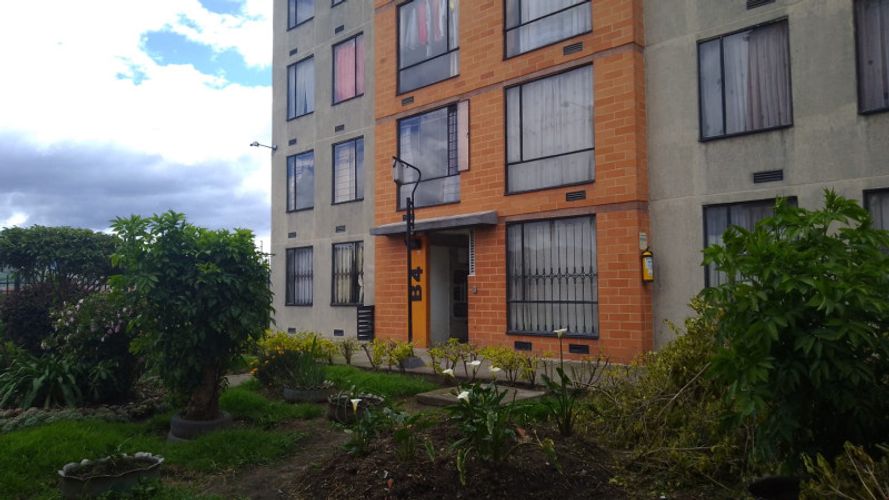 Apartamento de 1 alcoba en venta en El Dorado, Soacha, 50 m² · foto 15 de 19
