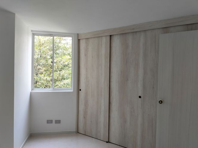 Apartamento en venta en El Poblado, Medellín · foto 6 de 18