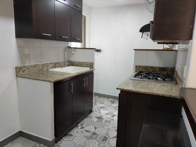 Apartamento de 2 alcobas en arriendo en Castropol, Medellín, 63 m² · foto 7 de 15