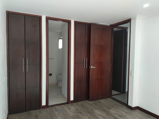 Apartamento de 2 alcobas en arriendo en Castropol, Medellín, 63 m² · foto 11 de 15