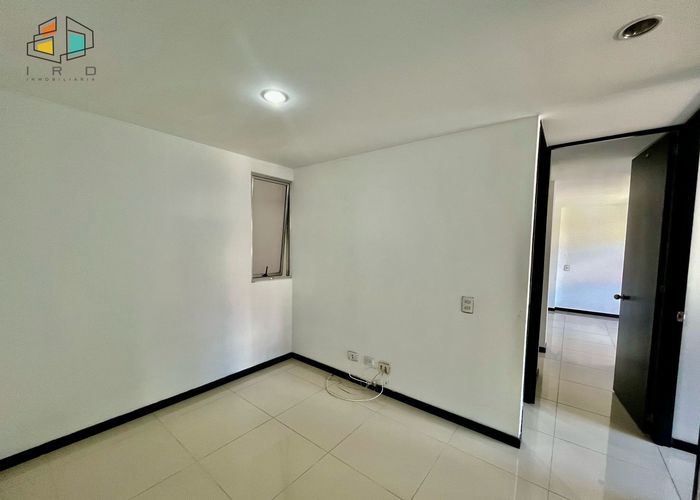 Apartamento de 3 alcobas en venta en Simesa, Medellín, 85 m² · foto 11 de 17