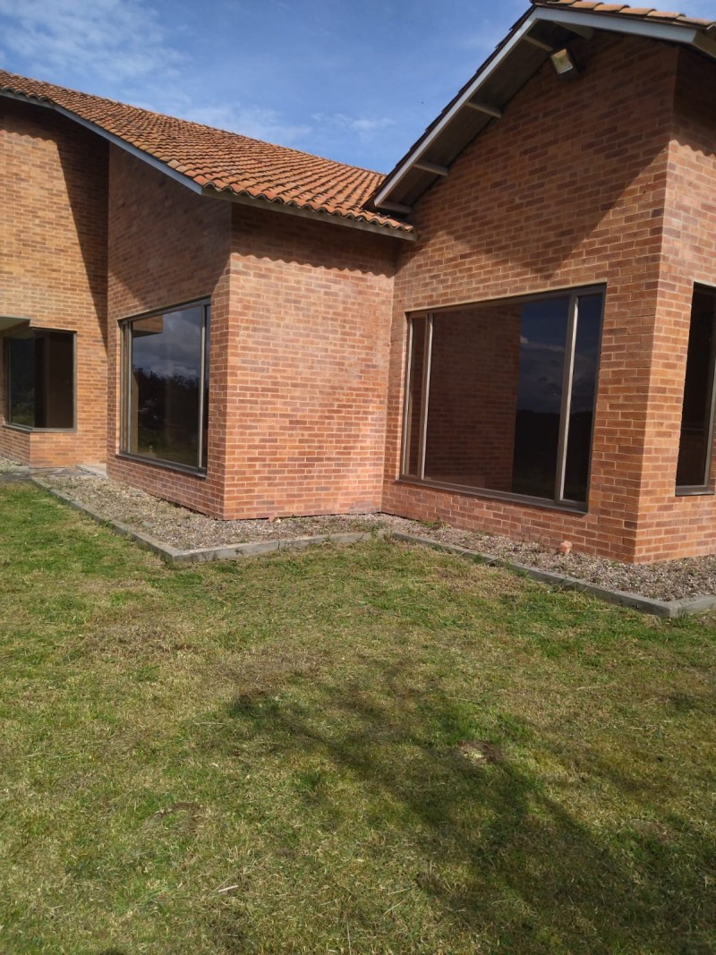 Casa en venta en El Hato, La Calera · foto 2 de 24