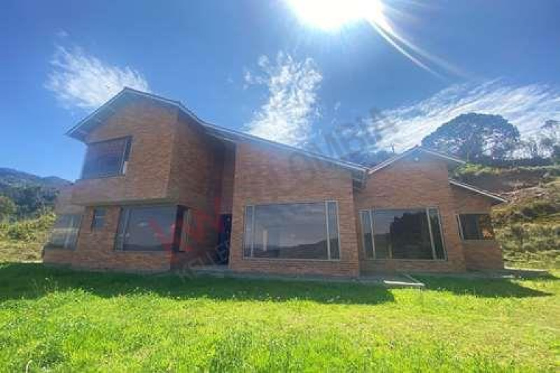 Casa en venta en El Hato, La Calera · foto 3 de 24