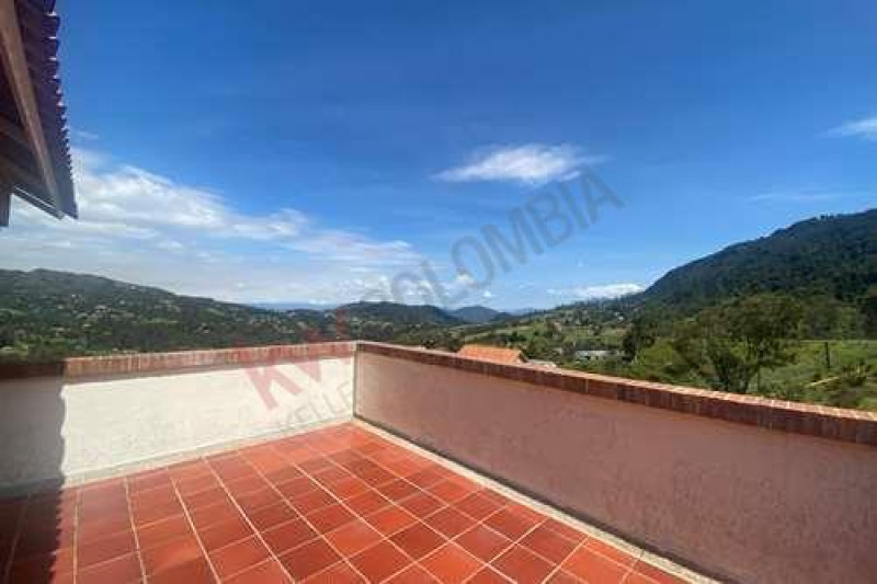 Casa en venta en El Hato, La Calera · foto 12 de 24