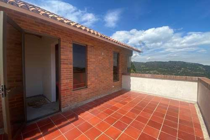 Casa en venta en El Hato, La Calera · foto 13 de 24