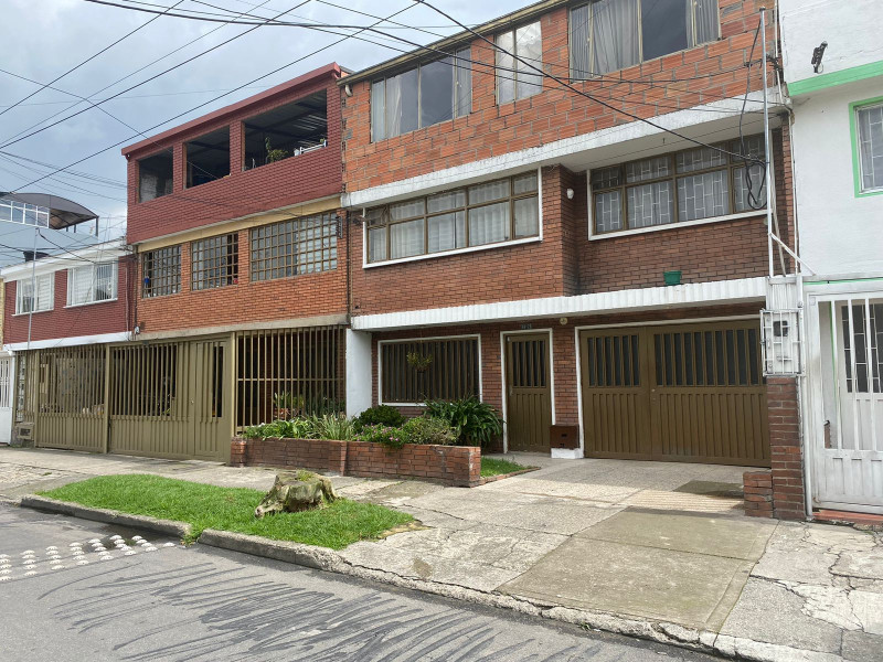 Casa en venta en Bosque Popular, Bogotá · foto 2 de 24