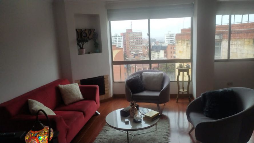 Apartamento de 2 alcobas en venta en La Salle, Bogotá, 120 m² · foto 3 de 24