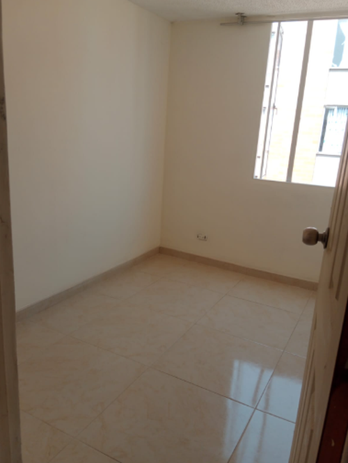 Apartamento de 3 alcobas en venta en El Atico, Soacha, 53 m² · foto 11 de 24