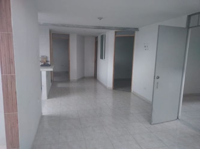 Edificio en venta en El Carmen, Mosquera, 1050 m² · foto 4 de 21