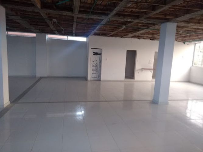 Edificio en venta en El Carmen, Mosquera, 1050 m² · foto 6 de 21