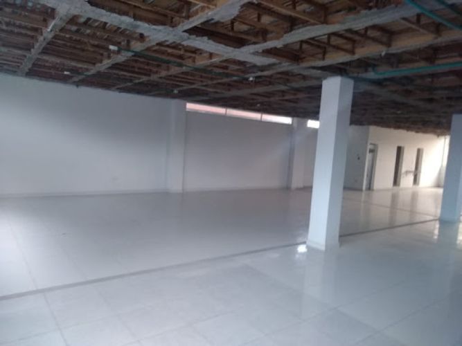Edificio en venta en El Carmen, Mosquera, 1050 m² · foto 10 de 21