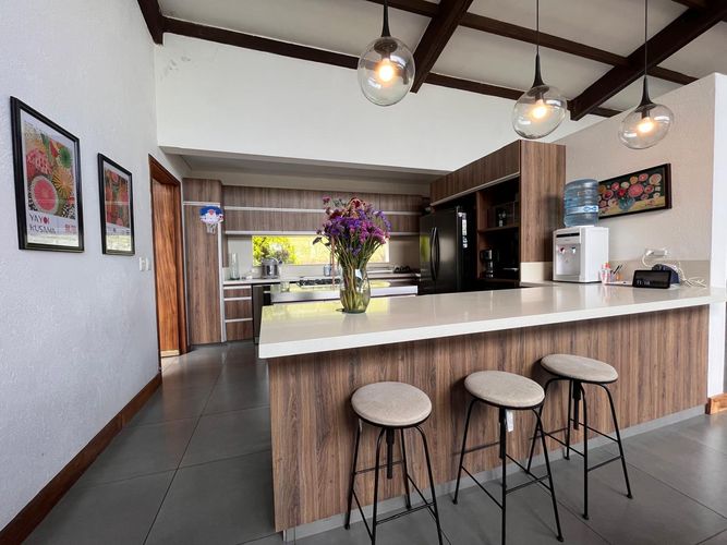 Casa de 4 alcobas en arriendo en Conjunto Residencial Isla Fuerta, Envigado, 450 m² · foto 3 de 19
