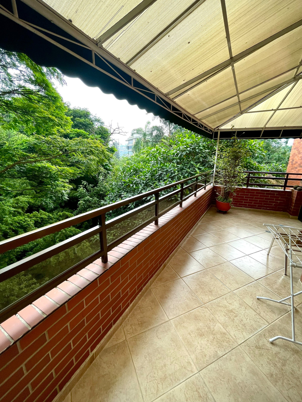 Apartamento en venta en La Arboleda, Cali · foto 9 de 19