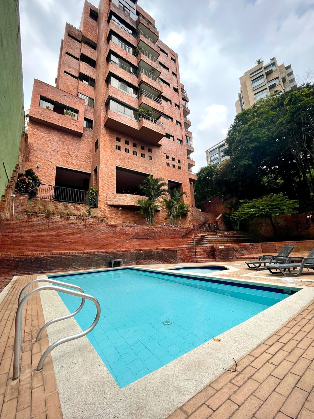 Apartamento en venta en La Arboleda, Cali · foto 17 de 19