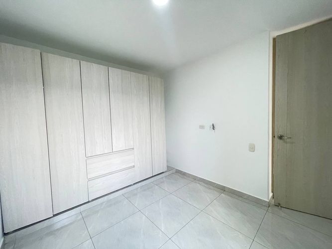 Apartamento de 2 alcobas en venta en San Pedro, Yumbo, 50 m² · foto 8 de 24