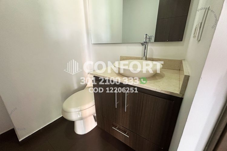 Apartamento de 3 alcobas en arriendo en Los Balsos, Medellín, 114 m² · foto 9 de 24