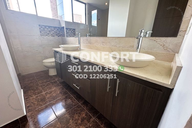 Apartamento de 3 alcobas en arriendo en Los Balsos, Medellín, 114 m² · foto 15 de 24