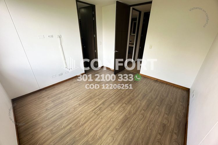 Apartamento de 3 alcobas en arriendo en Los Balsos, Medellín, 114 m² · foto 22 de 24
