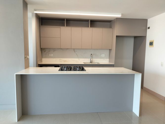 Apartamento de 3 alcobas en arriendo en El Poblado, Medellín, 128 m² · foto 6 de 20