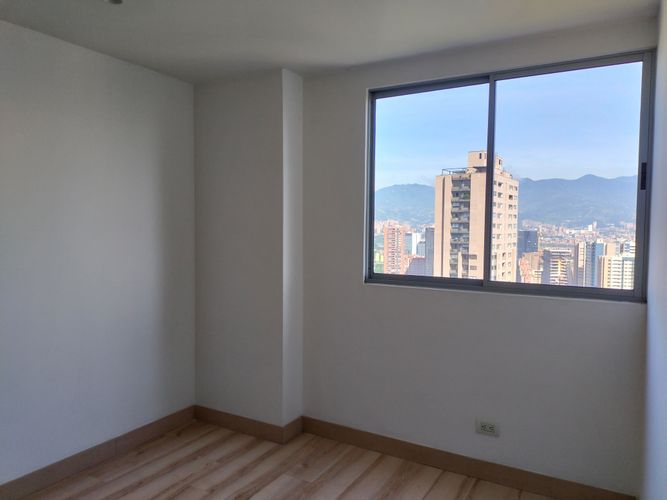 Apartamento de 3 alcobas en arriendo en El Poblado, Medellín, 128 m² · foto 12 de 20