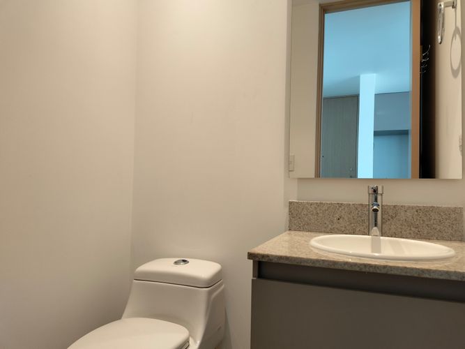 Apartamento de 3 alcobas en arriendo en El Poblado, Medellín, 128 m² · foto 18 de 20