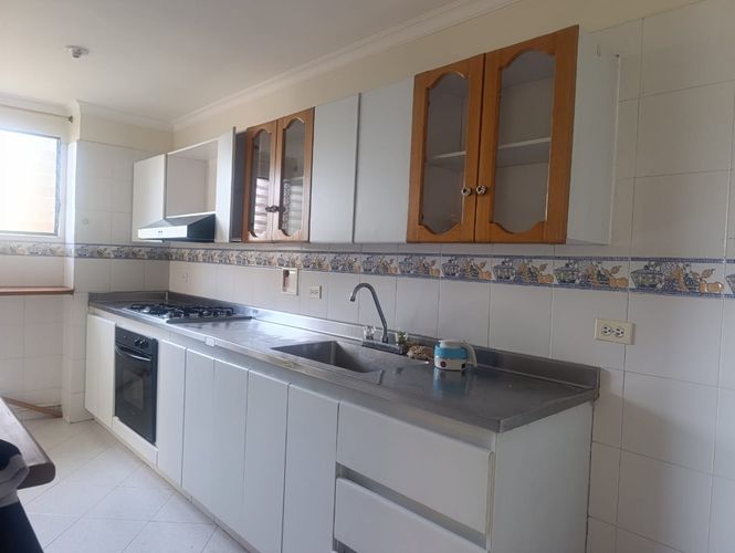 Apartamento de 3 alcobas en arriendo en El Poblado, Medellín, 140 m² · foto 5 de 16