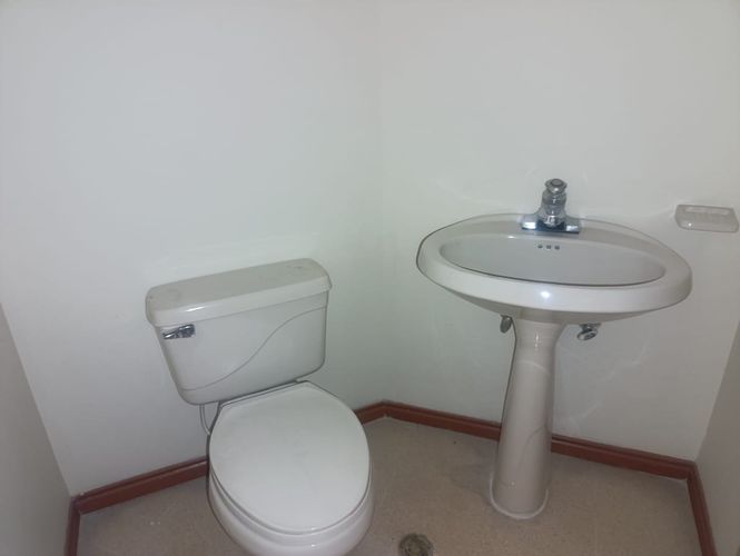 Apartamento de 3 alcobas en arriendo en El Poblado, Medellín, 140 m² · foto 16 de 16