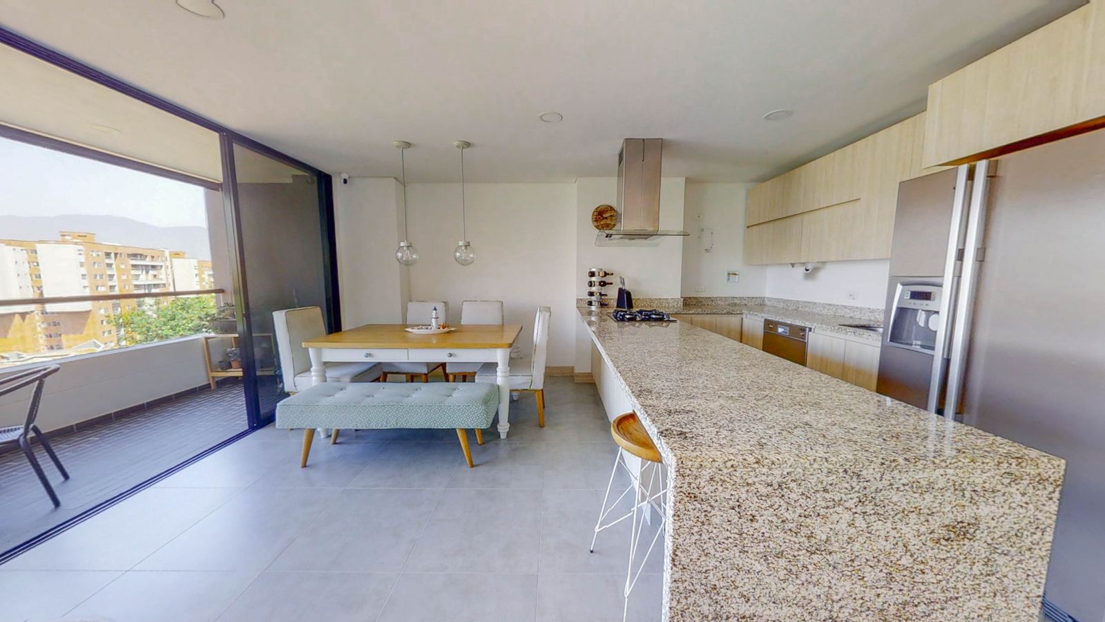 Apartamento en venta en El Esmeraldal, Envigado · foto 4 de 14