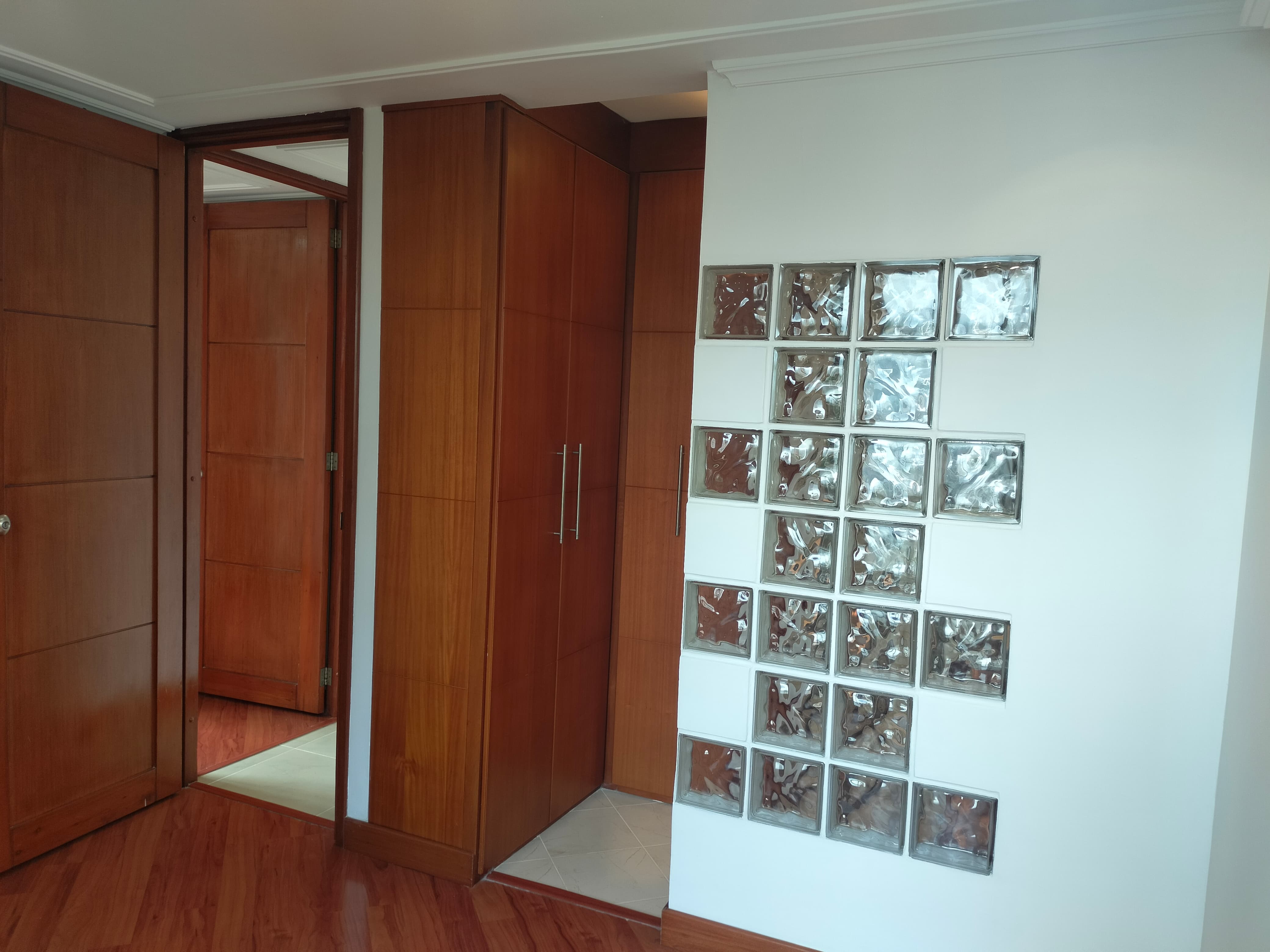 Apartamento en arriendo en El Poblado, Medellín · foto 14 de 16